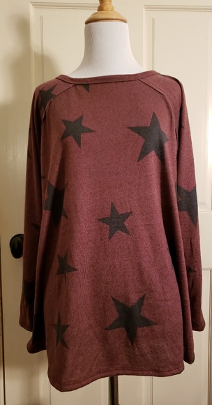 Burgundy LS Shirt with Black Stars 🎃HP🎃LAST ONE! - Picture 3 of 6